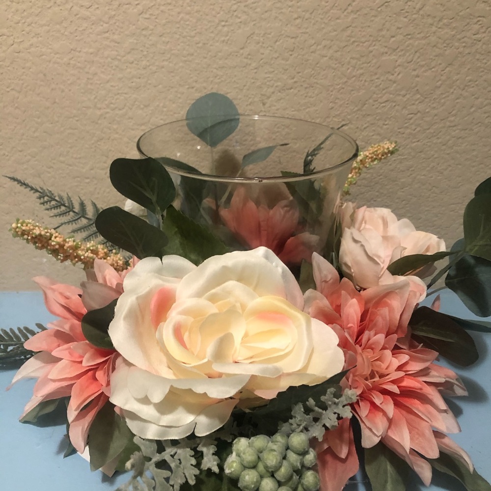 Floral candle holder